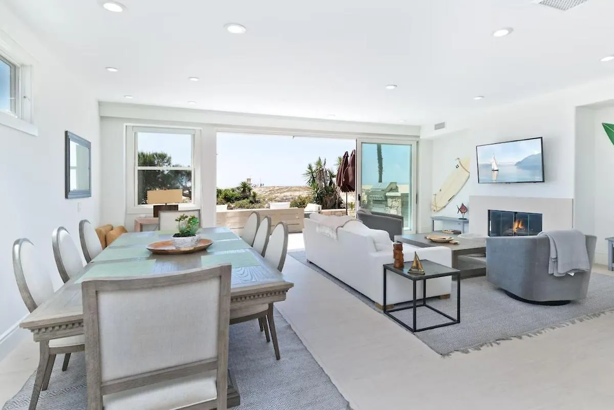 Oceanfront Escape With Breathtaking Views Villa Newport Beach